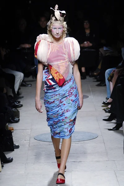 Look 8
